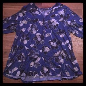 Women flower shirt